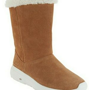 Skechers Gowalkers Suede and Faux Boots
